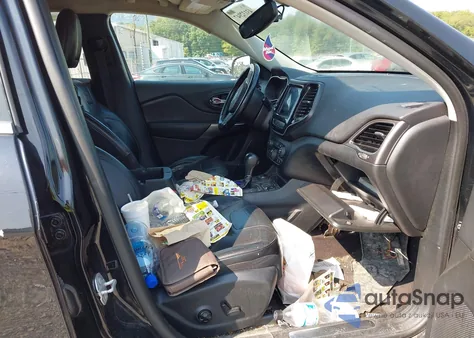 2019 Jeep Cherokee Limited 4X4 from USA, damaged, VIN 1C4PJMDX6KD165427